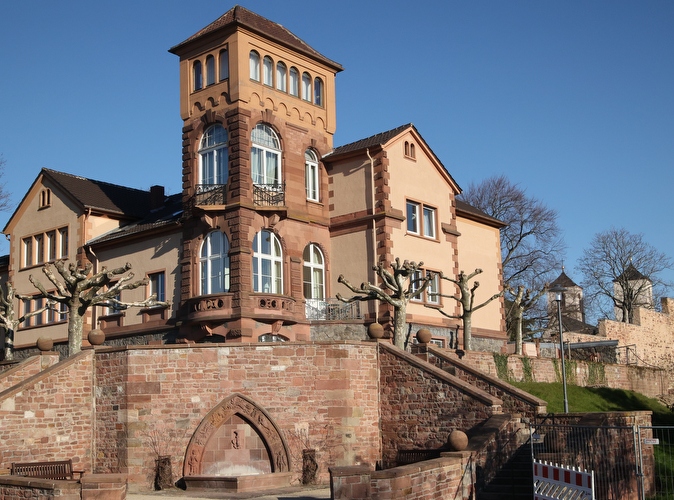 Stadtmauer und Werger Schlösschen
